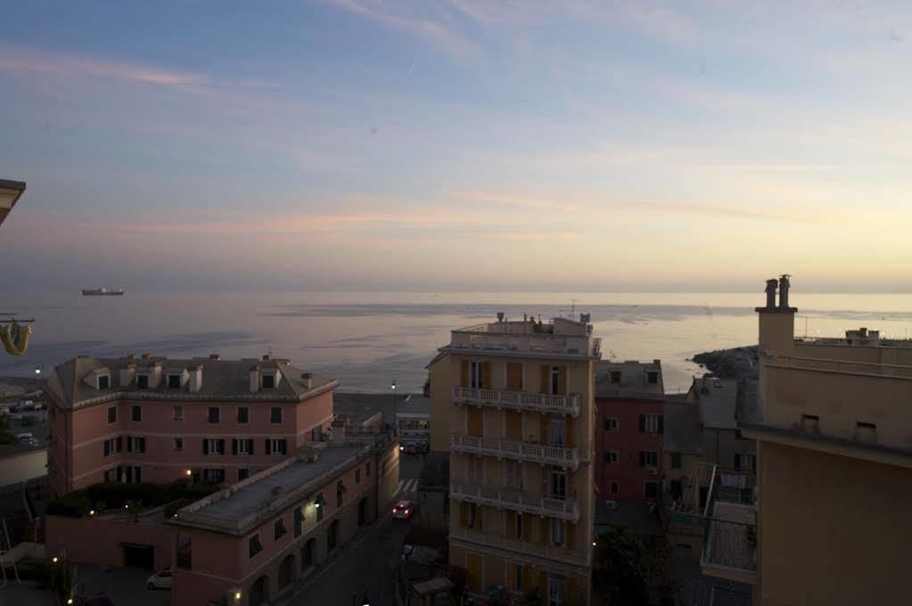 Hotel Tirreno Genua Exterior foto